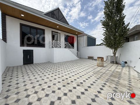 Həyət evi, Binəqədi qəs — Bakı