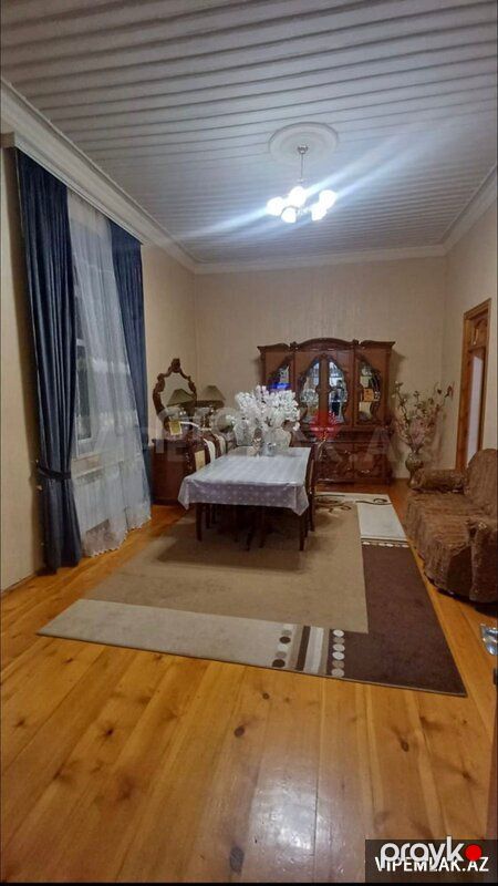 Səbail rayonunda 5 otaqlı Köhnə tikili Satılır, 160 m² — Bakı