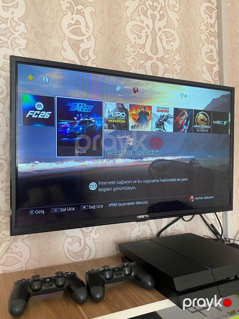 Sony PlayStation 4 (PS4) – Slim/Standard korpus Tam işlək oyun