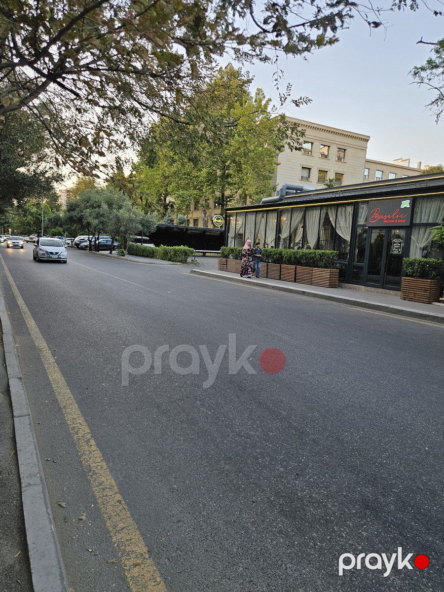 İcarəyə verilir obyekt 238 m² — Əmlak, Bakı (2)