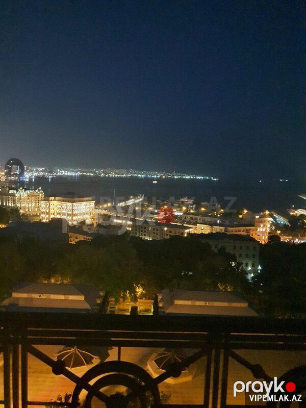 Səbail rayonunda 4 otaqlı Köhnə tikili Satılır, 200 m² — Mənzil, Bakı (5)