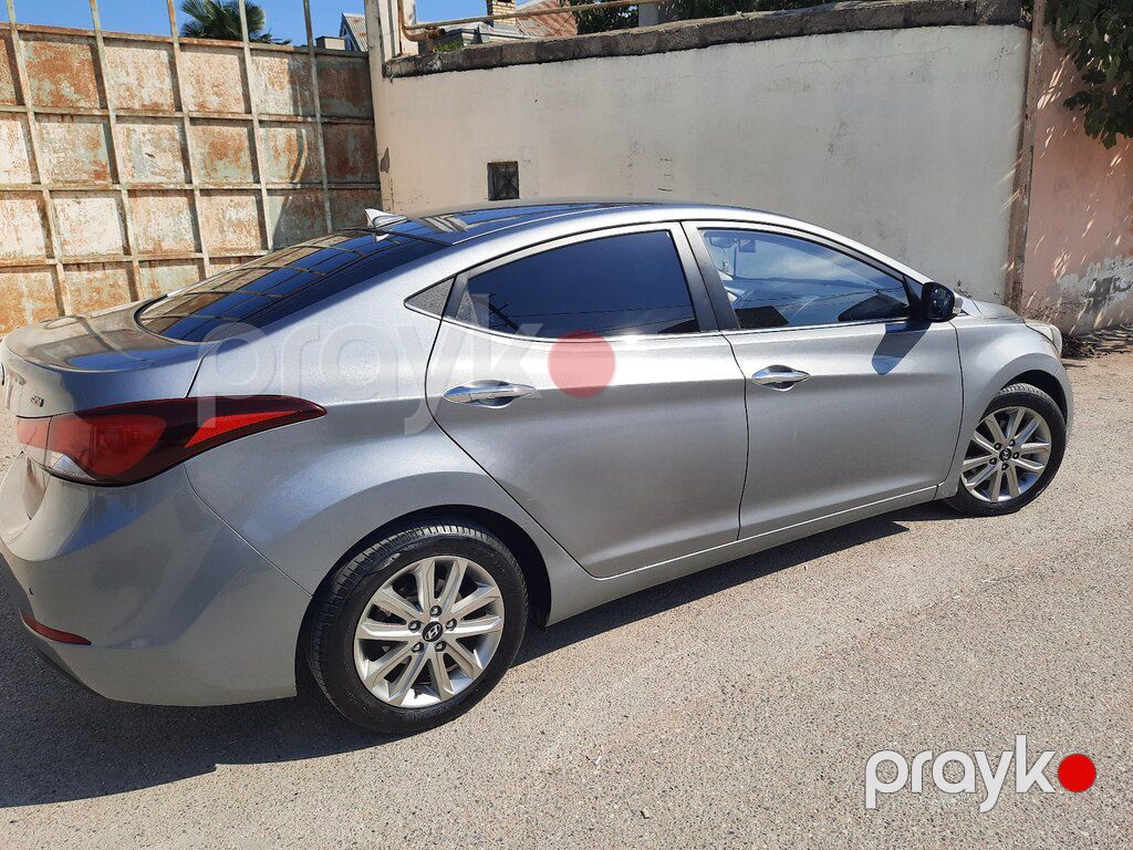Hyundai Avante, 1.6 L, 2015 il, 231 000 km — Avtomobillər, Bakı (8)