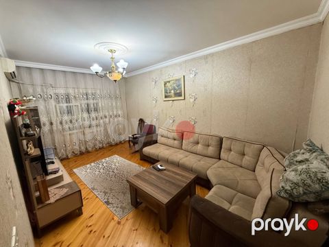 Satılır 3 otaqlı köhnə tikili 80 m² — Bakı