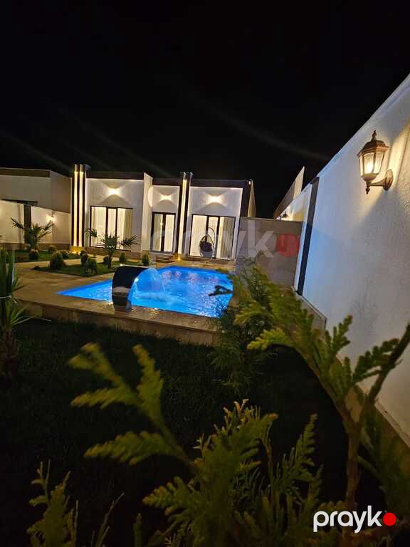 Satılır 4 otaqlı həyət evi/bağ evi 150 m² — Ev, villa, Bakı (2)