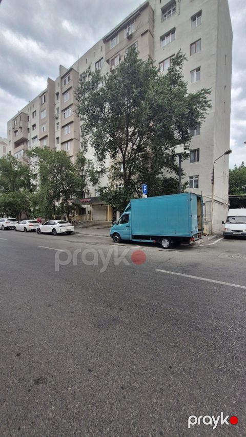 Satılır 3 otaqlı köhnə tikili 90 m² — Bakı