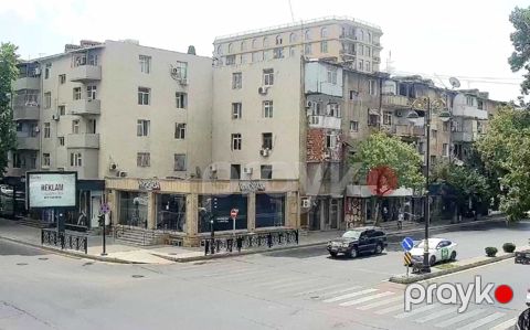 İcarəyə verilir 2 otaqlı köhnə tikili 70 m² — Bakı