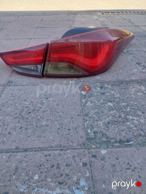 Arxa stop fənəri (sağ tərəf) – LED dizaynlı kombinə edilmiş — Sumqayıt