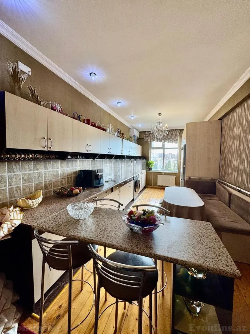 Satılır 3 otaqlı Mənzil Yeni tikili 85 m² Bakı, Nizami r., Xalqlar Dostluğu m — Mənzil, Bakı (5)