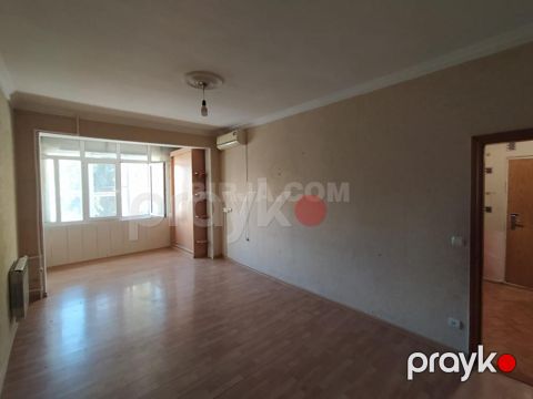 Satılır 2 otaqlı, Bakıxanov q