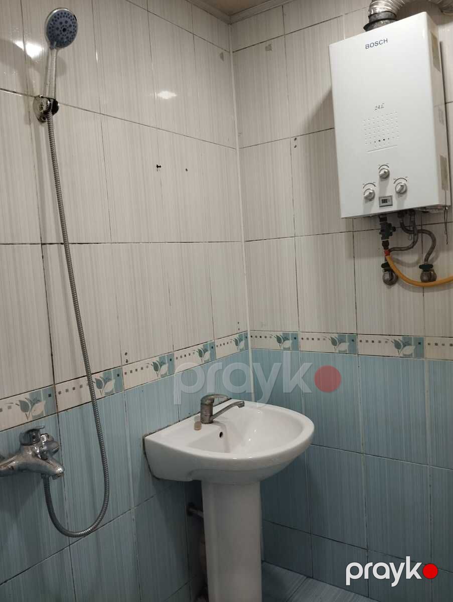 Satılır 2 otaqlı köhnə tikili 55 m² — Mənzil, Bakı (12)