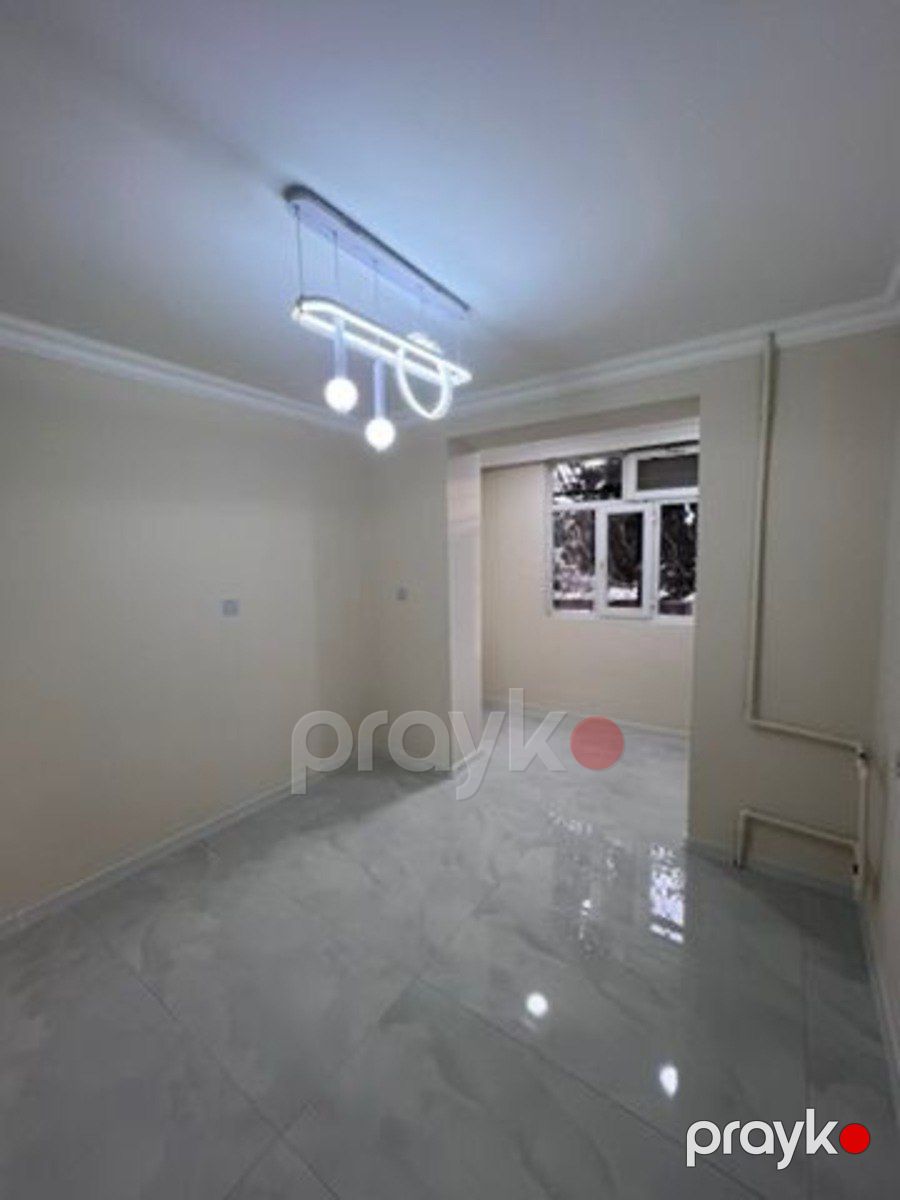 Satılır 4 otaqlı köhnə tikili 100 m² — Mənzil, Bakı (6)