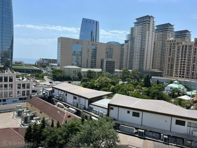 Kirayə verilir 2 otaqlı Mənzil Köhnə tikili 90 m² Bakı, Xətai r — Mənzil, Bakı (2)