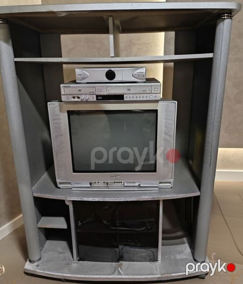 Retro TV dəsti və media tumbası - TV: Toshiba CRT televizor, gümüşü — Xaçmaz