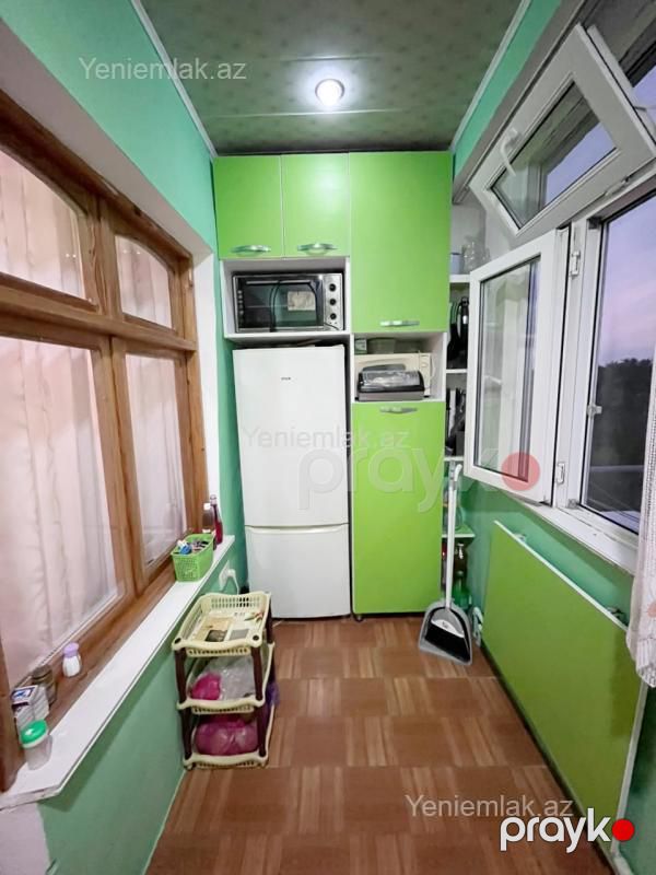 Satılır 2 otaqlı Bina evi menzil (Köhnə tikili), 60 m², 3-cü mikrorayon — Mənzil, Sumqayıt (12)