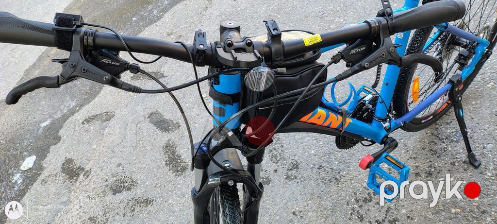 İşlənmiş Şəhər velosipedi Giant, 28", sürətlərin sayı: 27, Ünvandan götürmə — Yol velosipedləri, Bakı (6)