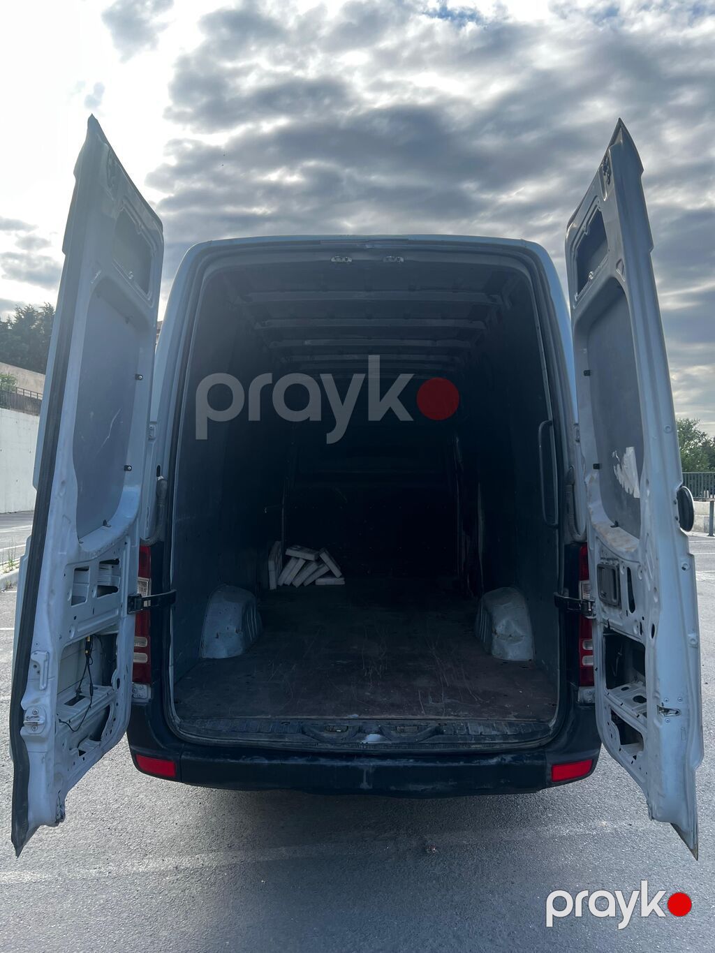 Mercedes-Benz Sprinter uzun bazalı yük/furqon. Xüsusiyyətlər — Avtomobillər, Bakı (6)