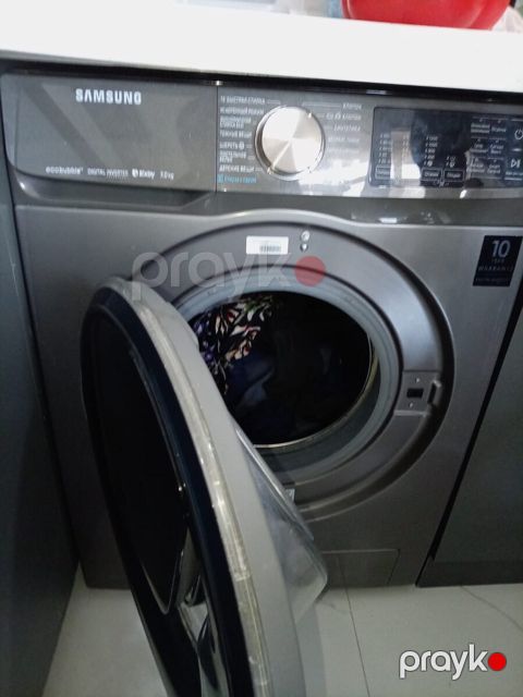 Paltaryuyan Samsung — Bakı