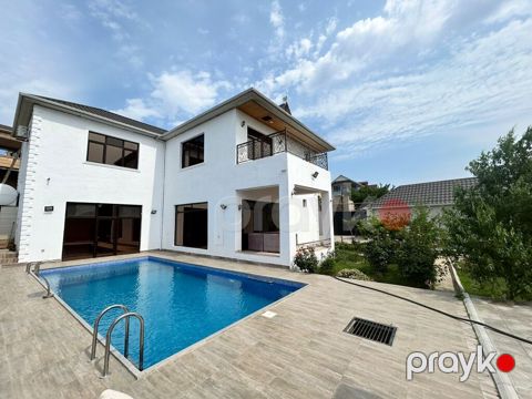 Satılır 6 otaqlı həyət evi/bağ evi 310 m² — Bakı
