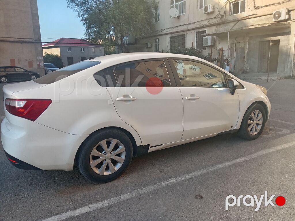 Kia Rio: 1.4 l 2012 il Sedan — Avtomobillər, Bakı (5)