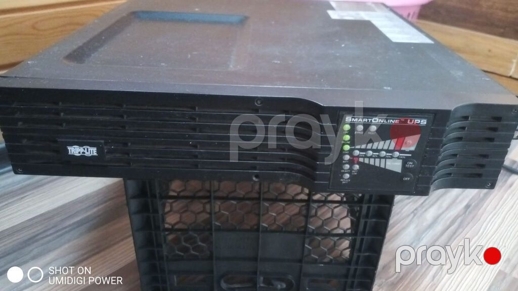 Tripp Lite Модель: SUINT2200 RTXL2U Güc - 2200 VA (1600 Vt) Giriş — Şəbəkə və server avadanlığı, Bakı (7)