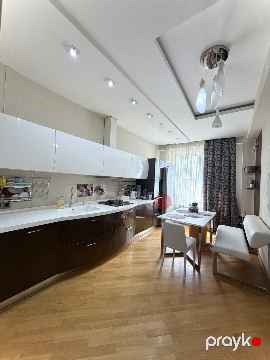 Satılır 5 otaqlı yeni tikili 202 m² — Mənzil, Bakı (7)