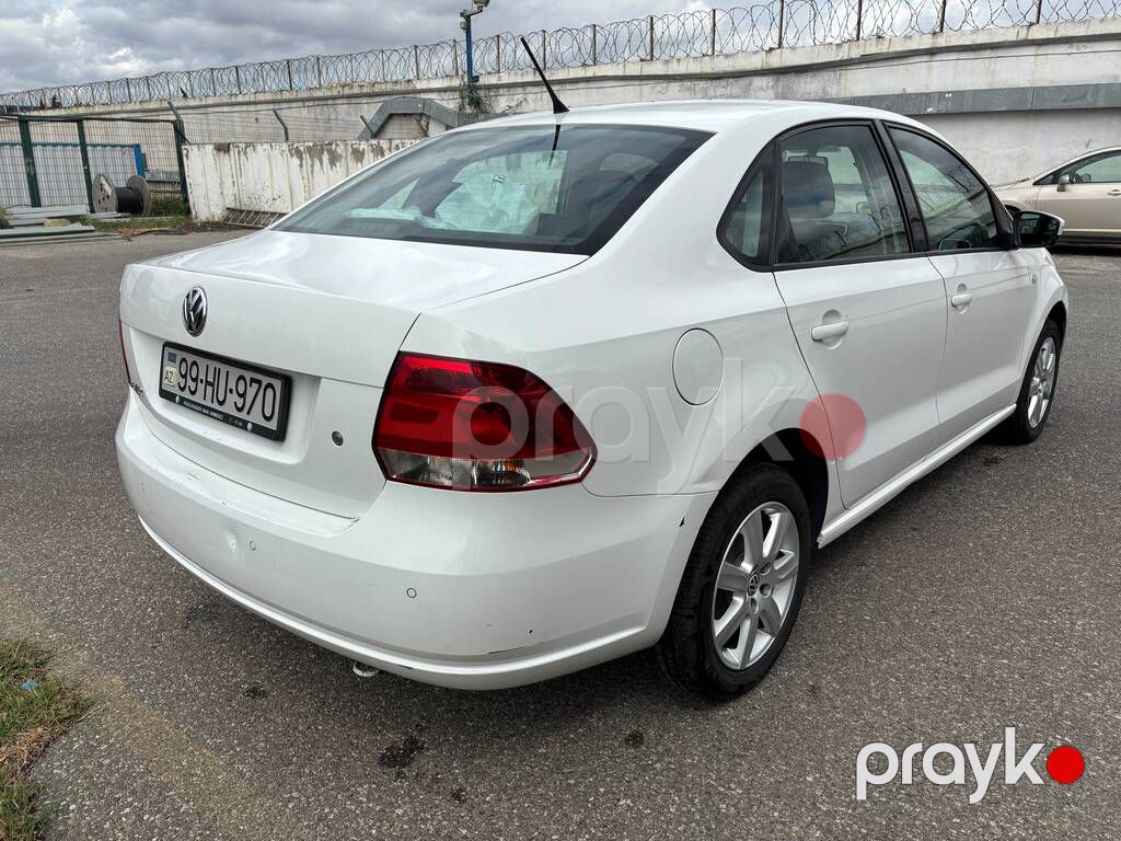 Volkswagen Polo, 1.6 L, 2013 il, 170 000 km — Avtomobillər, Bakı (4)