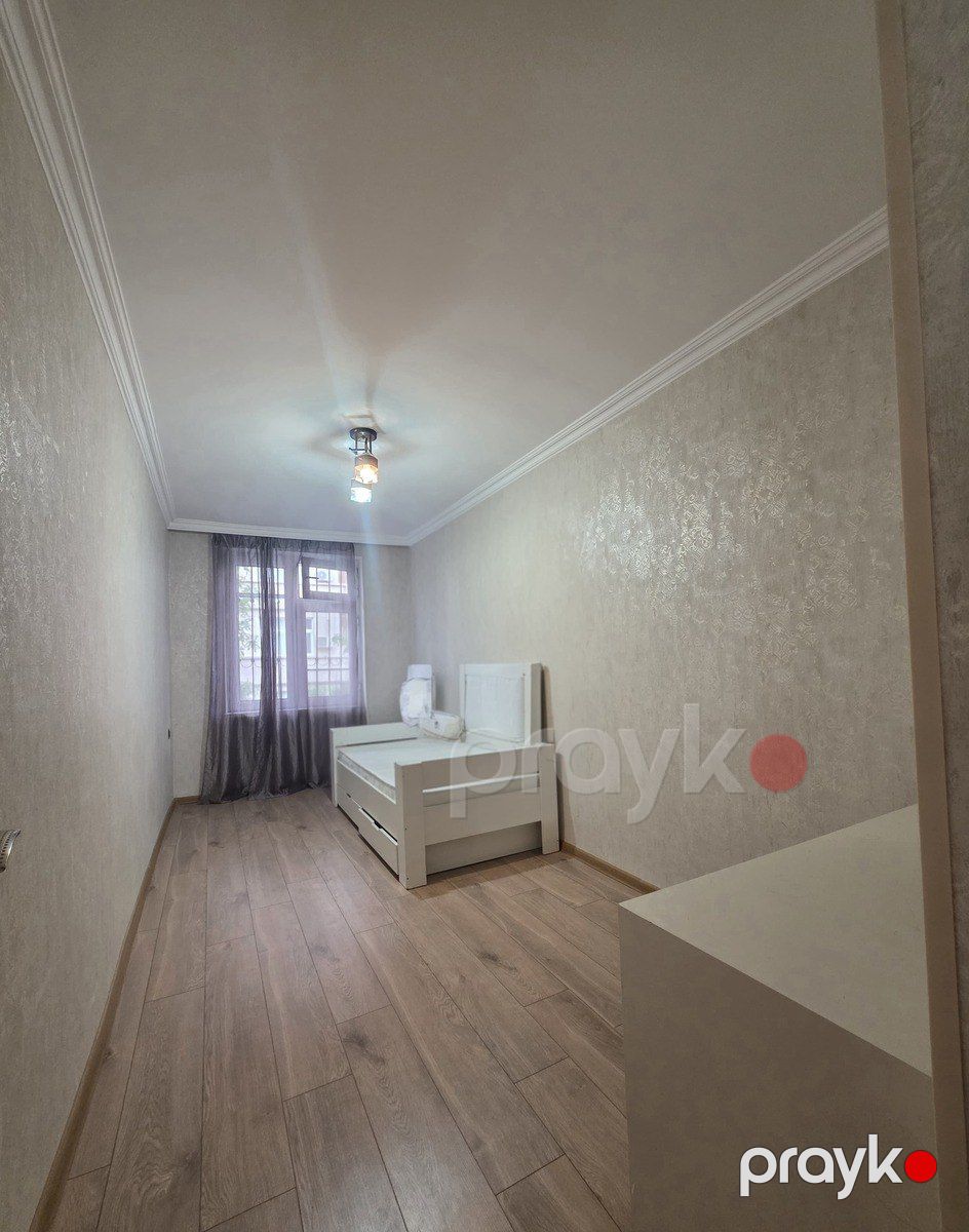 Satılır 2 otaqlı köhnə tikili 55 m² — Mənzil, Bakı (6)