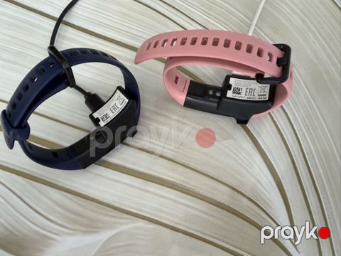 Honor Band 5 (Running Edition) fitnes qolbaqları – mavi və çəhrayı — Bakı