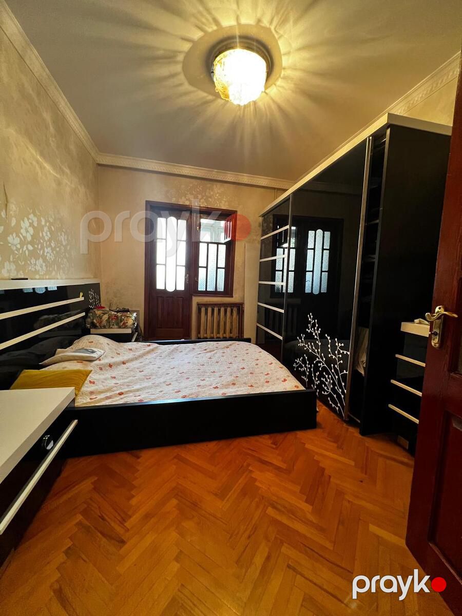 Satılır 5 otaqlı köhnə tikili 140 m² — Mənzil, Bakı (5)
