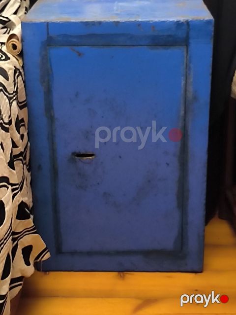 Məhsul: Metal seyf/kassalı dolab Təsvir: - Rəng: mavi - Material — Bakı