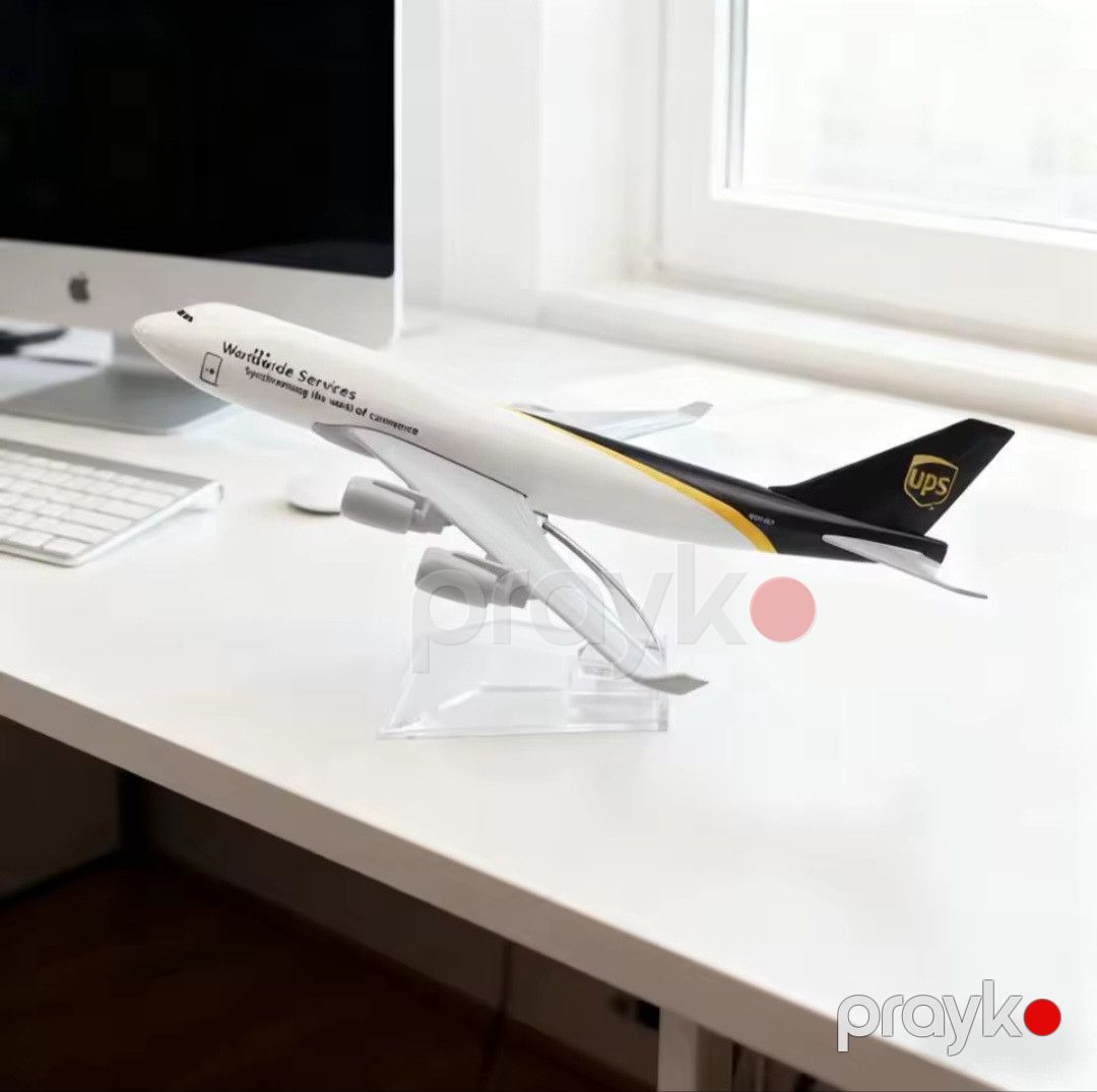 Dekorativ təyyarə modeli Aircraft Ups Airlines Boeing 747, 15x14.5x8 sm — Mallar, Bakı