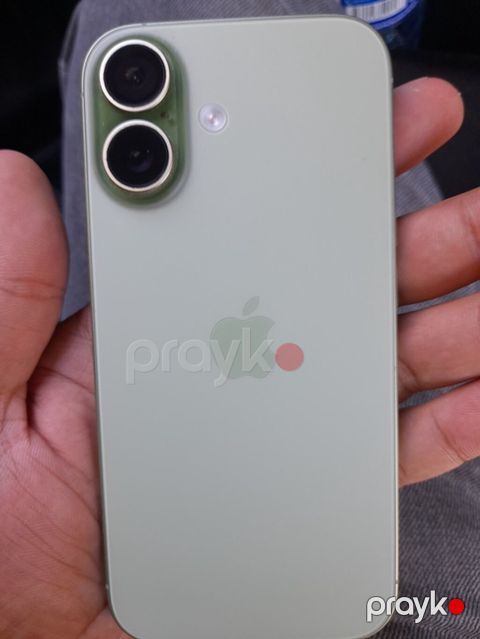 IPhone 17, 256 GB, Yaşıl, Qırıq — Bakı