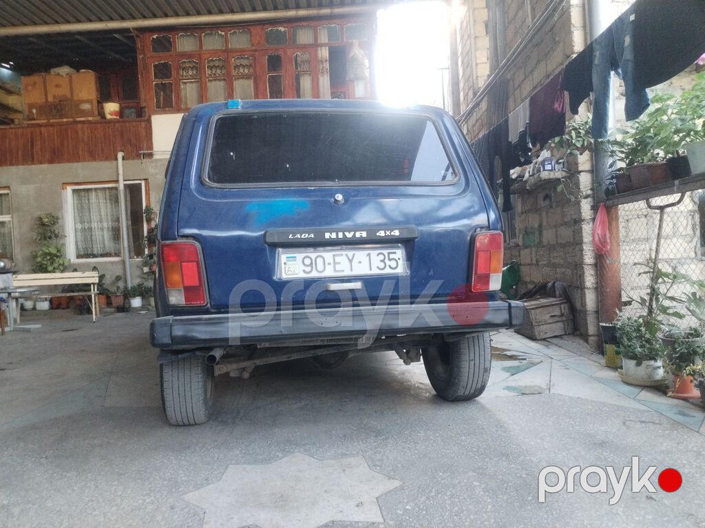 VAZ (Lada) 4x4 Niva: 1.7 l Ofrouder/SUV — Avtomobillər, Gəncə (2)