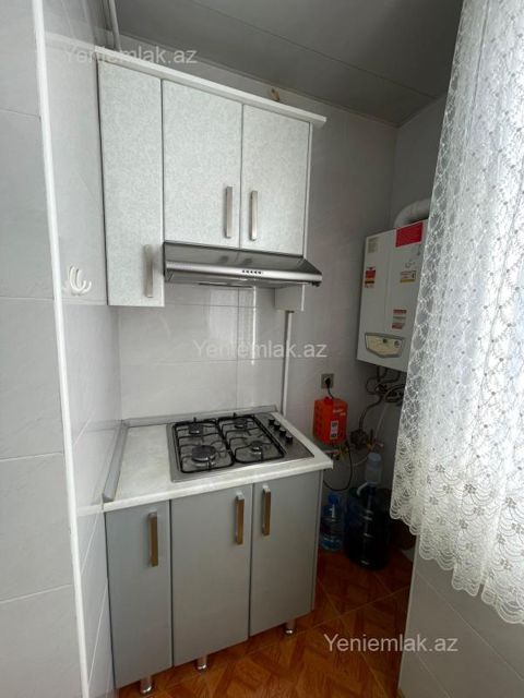 Satılır 3 otaqlı Bina evi menzil (Köhnə tikili), 80 m², Binəqədi rayonu — Bakı