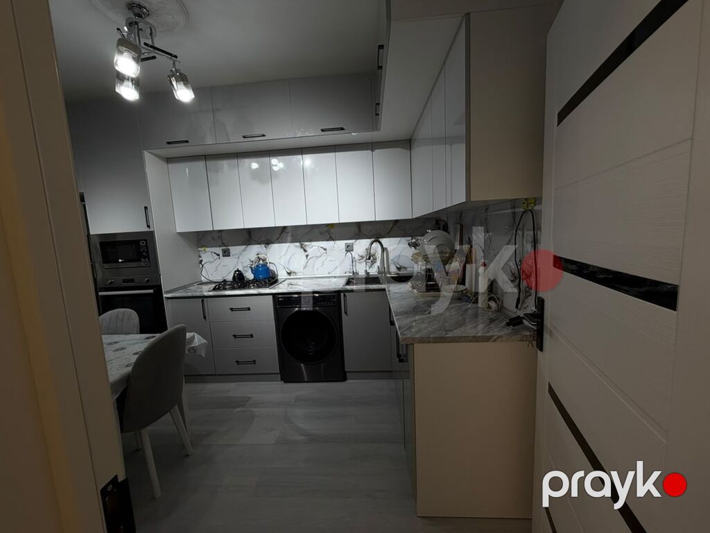 Yeni ramanada əsas yola 5 dəyqəlik məsafədə yerləşir.Şəxsi tikilidi 8 — Ev, villa, Bakı (9)