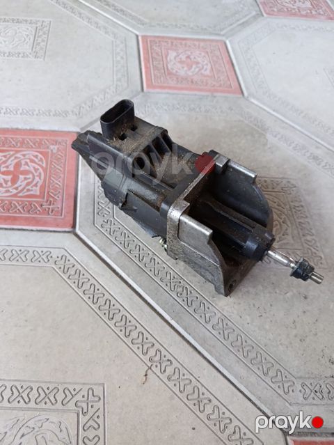 Bmv F10 Turbo Actuatoru (turbo datçiki) Orjinal üstden çixma Mator — Ağdaş