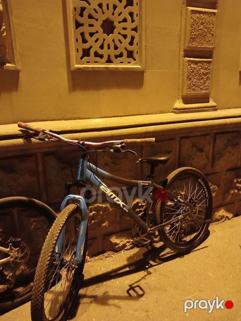 Şəhər daxili gediş-gəliş və yüngül off-road üçün MTB tipli velosiped — Bakı