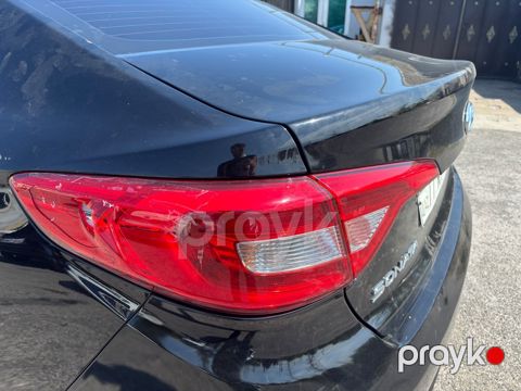 Hyundai Sonata stop işığı — Bakı