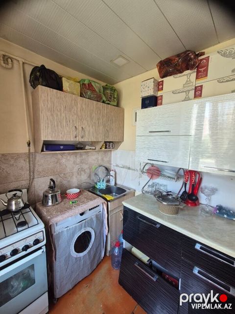 Nizami rayonunda 2 otaqlı Köhnə tikili Satılır, 50 m² — Bakı