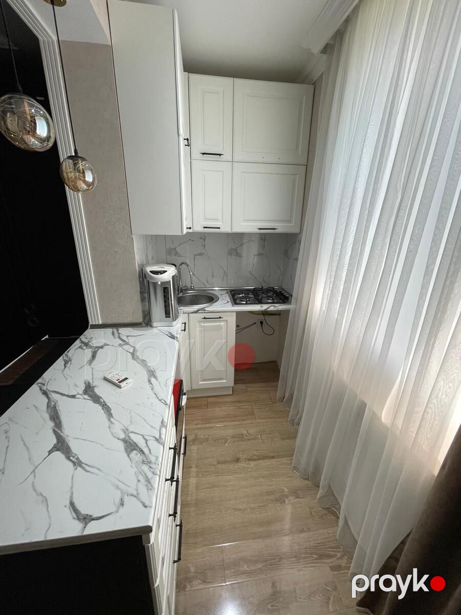 Satılır 2 otaqlı köhnə tikili 49 m² — Mənzil, Bakı (8)