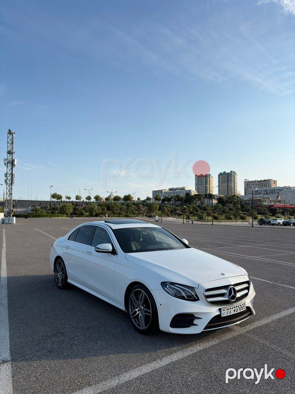 Mercedes E 300, 2.0 L, 2018 il, 153 000 km — Avtomobillər, Bakı (2)