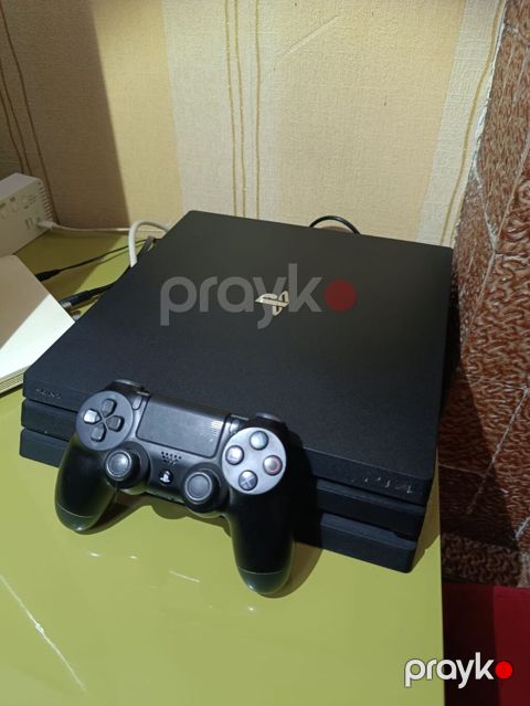 PS4 Pro 1Tb + 1 Dualshock 4 В идеальном состоянии 420₼ — Bakı