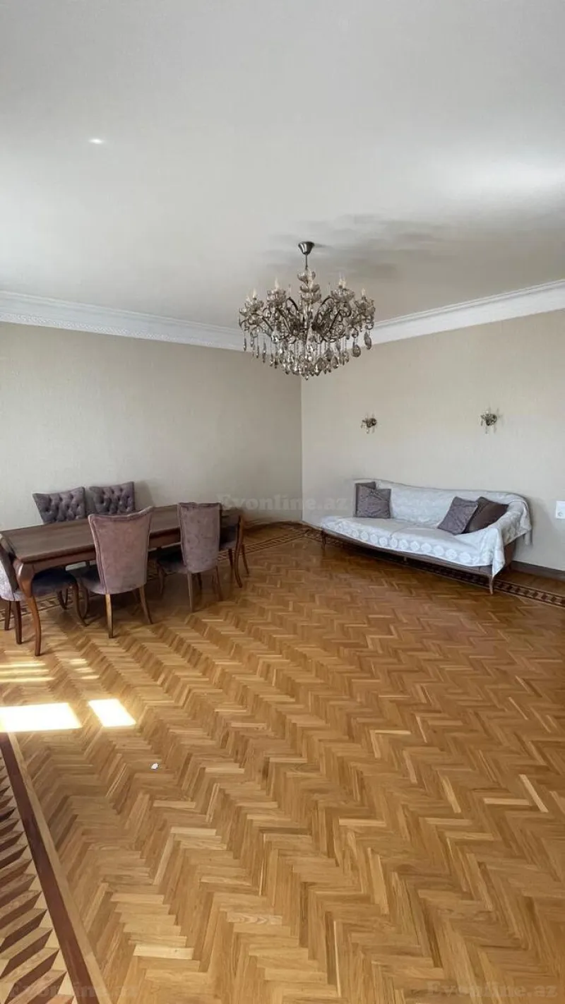 Kirayə verilir 3 otaqlı Mənzil Köhnə tikili 100 m² Bakı, Səbail r — Mənzil, Bakı (3)