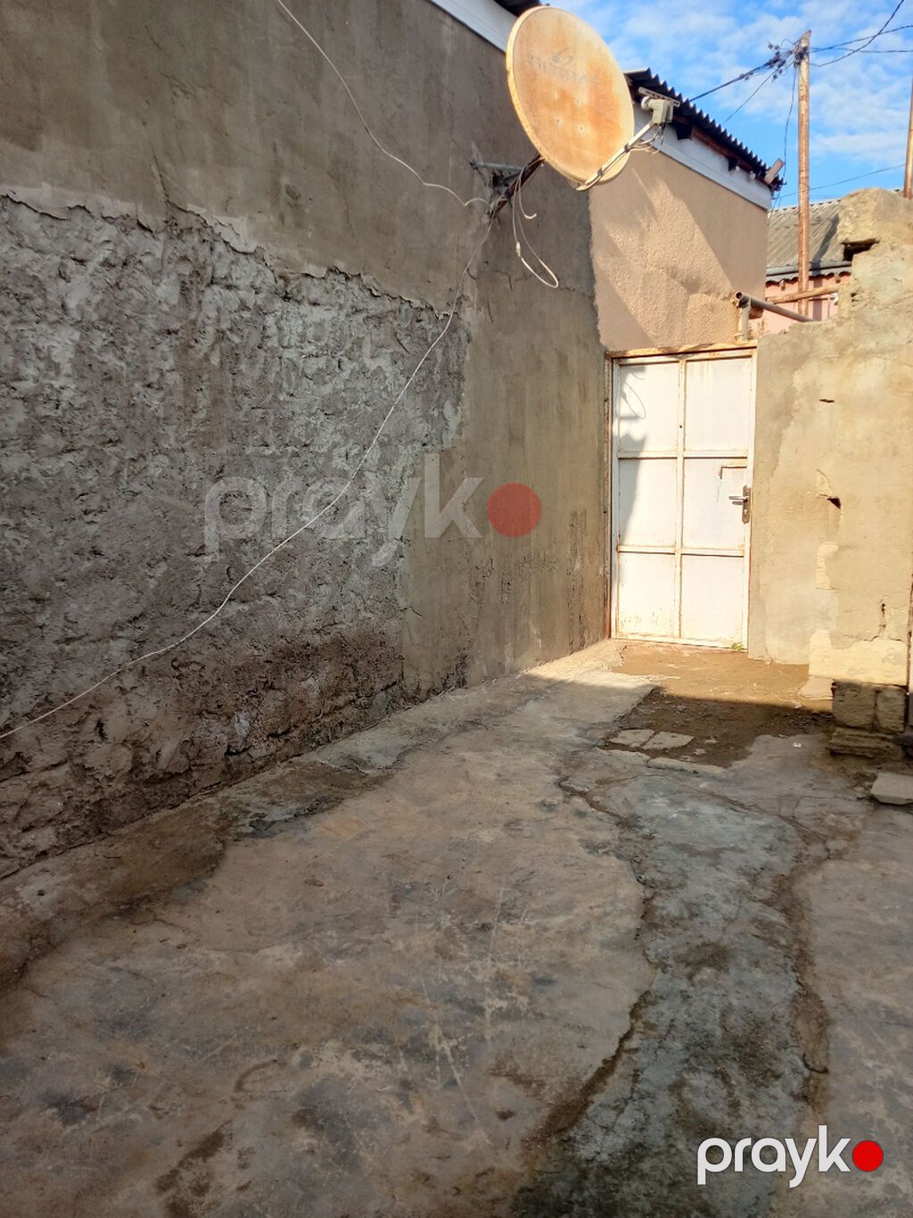Binəqədi qəsəbəsində mərkəzə və DSK yoluna yaxın 1,8 sotda 2 otaqlı — Ev, villa, Bakı (5)