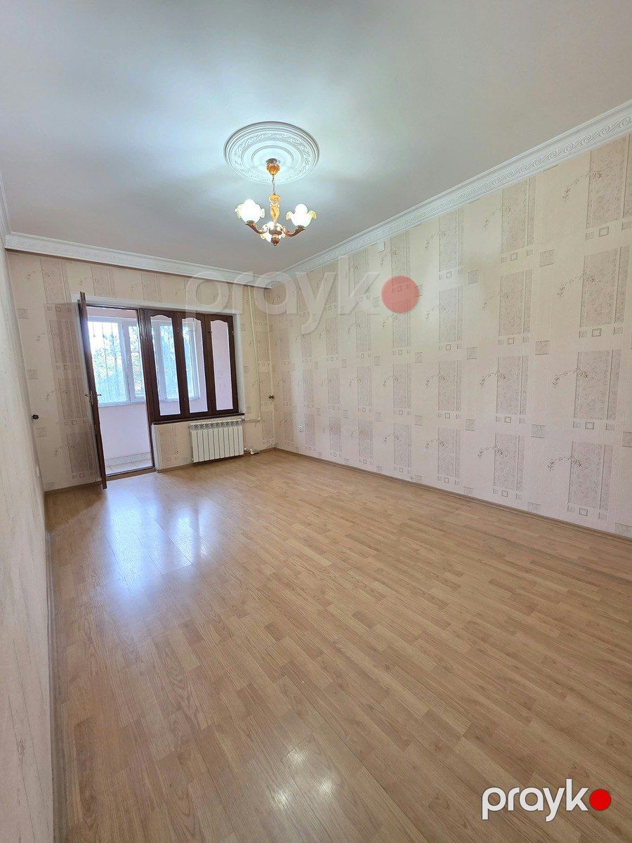 Satılır 4 otaqlı köhnə tikili 120 m² — Mənzil, Bakı (3)