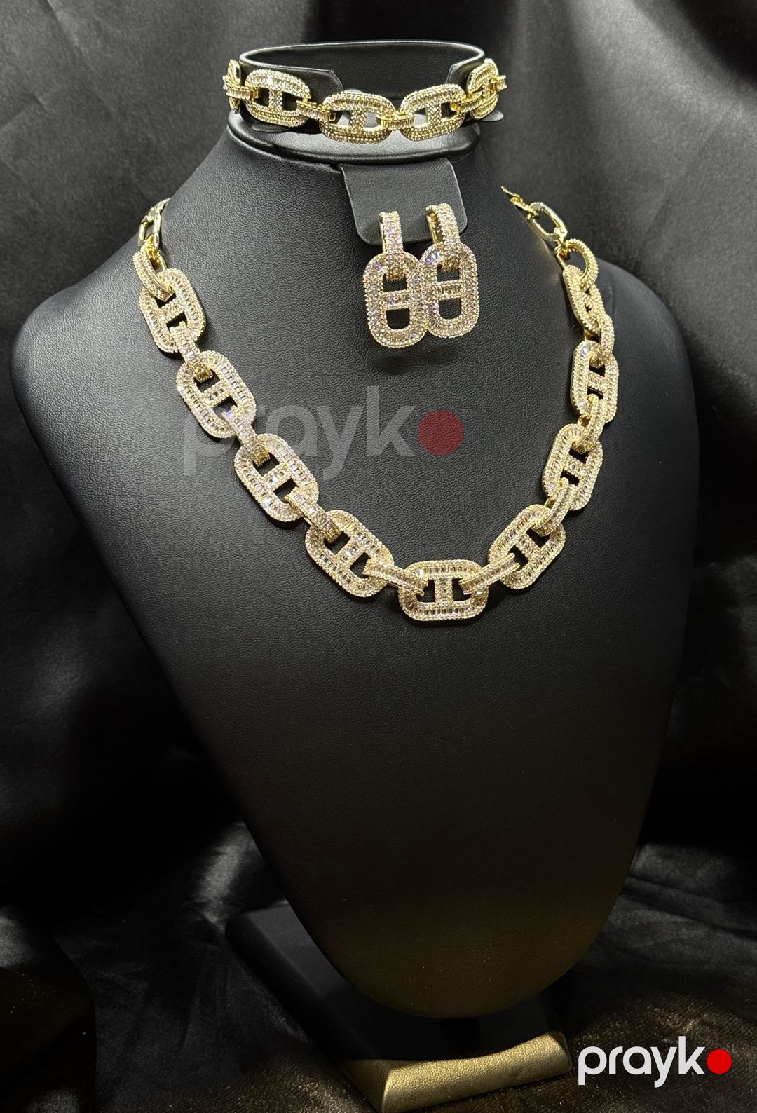 Bijuteriya dəsti boyunbağı, sırğa və qolbaq Art 32_10594, 18K qızıl örtüklü cilalanmış polad — Mallar, Bakı (2)
