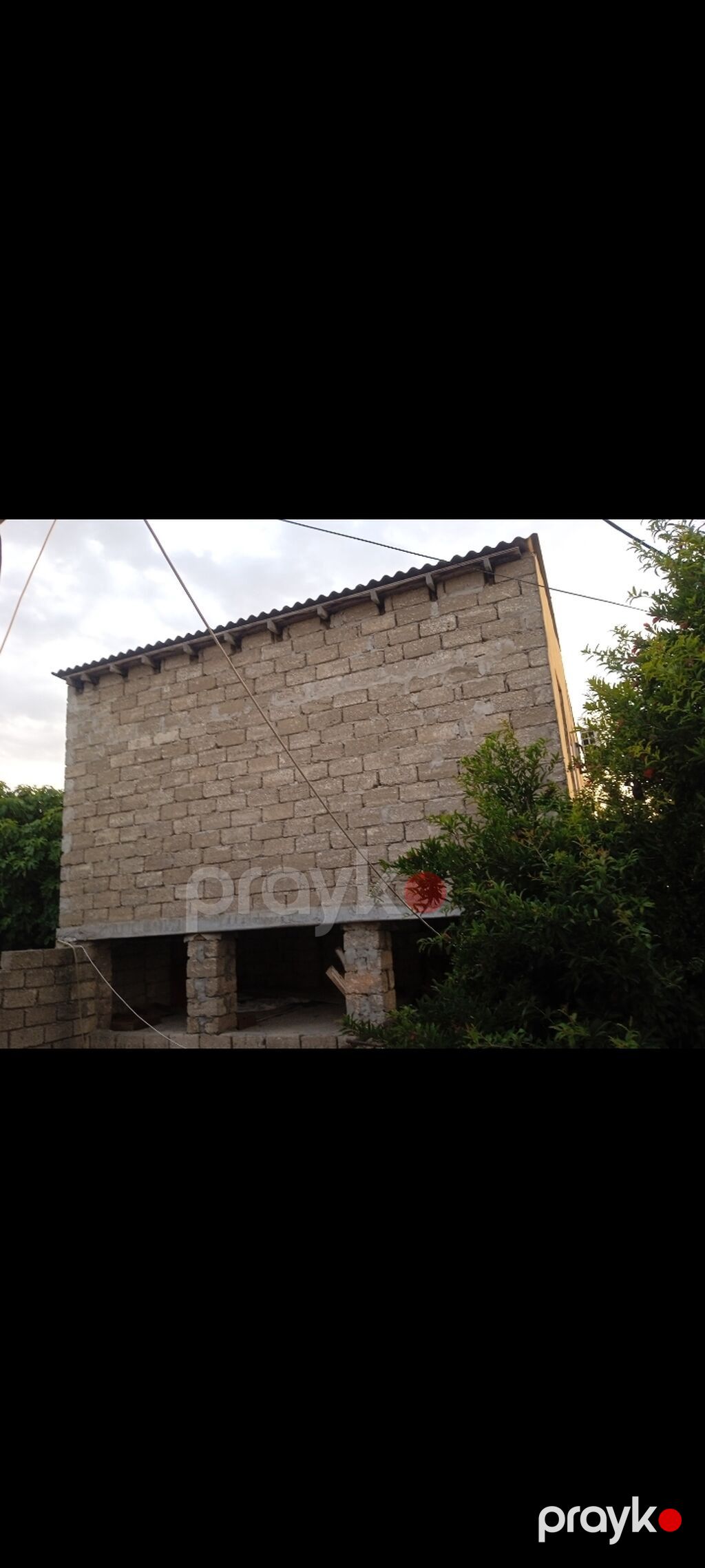 2 mərtəbəli həyət evi - Ümumi plan: daş hasarla əhatəli həyət, geniş — Ev, villa, Digah (4)