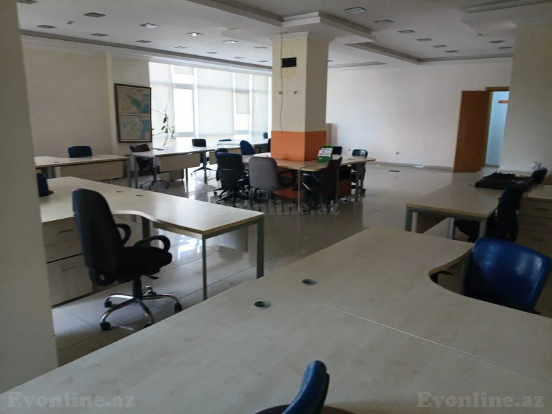 Kirayə verilir Ofis 301 m² Bakı, Nəsimi r., 8 Noyabr m — Bakı
