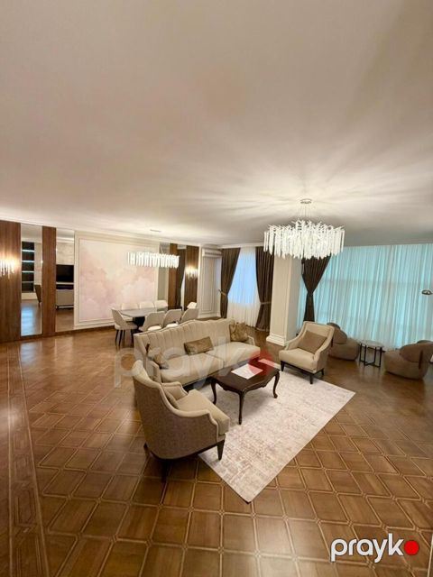 İcarəyə verilir 4 otaqlı yeni tikili 235 m² — Bakı