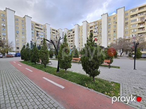 Satılır 3 otaqlı köhnə tikili 55 m² — Bakı